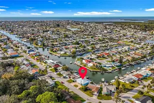 4869 Shell Stream Blvd, New Port Richey, FL 34652 - Photo 9