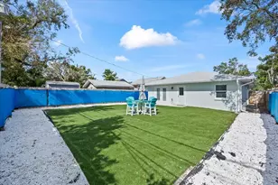 1227 Sedeeva Cir S, Clearwater, FL 33755 - Photo 23