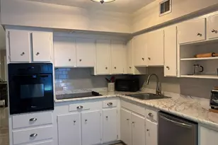 4143 56th St N, Kenneth City, FL 33709 - Photo 3