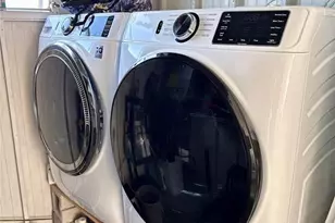 7213 Mt Essex Dr NE, Saint Petersburg, FL 33702 - Photo 19