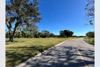 2616 Fairway Avenue S, Saint Petersburg, FL 33712 - Photo 51