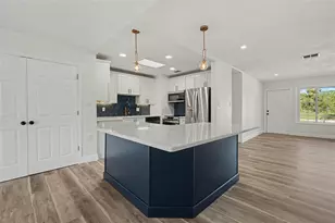 2616 Fairway Ave S, Saint Petersburg, FL 33712 - Photo 13