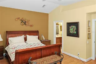 7669 Caponata Blvd, Seminole, FL 33777 - Photo 15