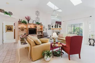 802 Centerwood Dr, Tarpon Springs, FL 34688 - Photo 11