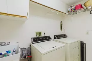 802 Centerwood Dr, Tarpon Springs, FL 34688 - Photo 53