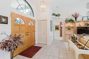 802 Centerwood Dr, Tarpon Springs, FL 34688 - Photo 9