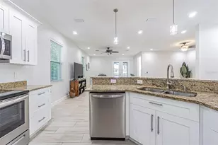 12508 Glenna Ave, Tampa, FL 33635 - Photo 17