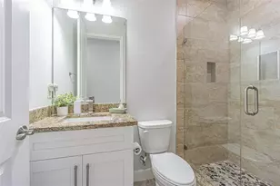 12508 Glenna Ave, Tampa, FL 33635 - Photo 21