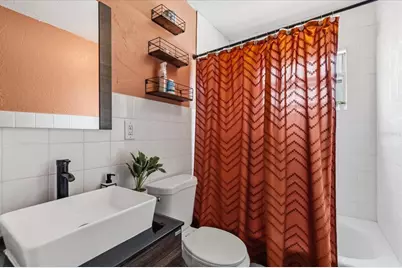 39560 Meadowood Loop, Zephyrhills, FL 33542 - Photo 19