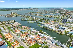 146 175th Terrace Dr E, Redington Shores, FL 33708 - Photo 49