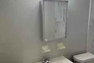 1601 E Marks Dr, Tampa, FL 33604 - Photo 15