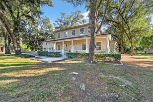 10703 Barefoot Ln, Thonotosassa, FL 33592 - Photo 3