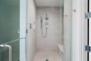 301 1st St S, Saint Petersburg, FL 33701 - Photo 27