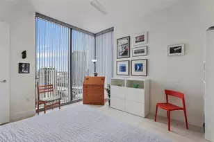 301 1st St S, Saint Petersburg, FL 33701 - Photo 21