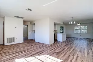 14137 Prospect St, Spring Hill, FL 34609 - Photo 7