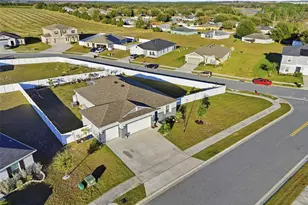 2201 Gladiolus Ln Ln, Mascotte, FL 34753 - Photo 1