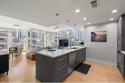 145 2nd Avenue S #613, Saint Petersburg, FL 33701 - Photo 3