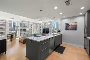 145 2nd Ave S, Saint Petersburg, FL 33701 - Photo 3