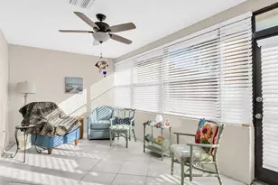 2504 Oak Cir, Tarpon Springs, FL 34689 - Photo 9