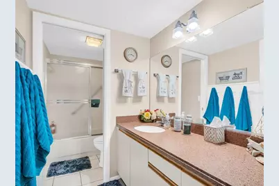 2504 Oak Circle, Tarpon Springs, FL 34689 - Photo 23