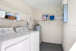 2337 Glenmore Cir, Sun City Center, FL 33573 - Photo 23