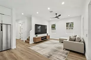 1751 27th Ave N, Saint Petersburg, FL 33713 - Photo 17