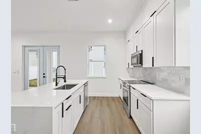 1751 27th Avenue N, Saint Petersburg, FL 33713 - Photo 21