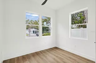 1751 27th Ave N, Saint Petersburg, FL 33713 - Photo 9