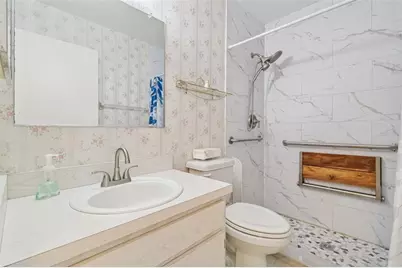 123 Glendower Circle, Sun City Center, FL 33573 - Photo 17