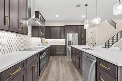 213 W Giddens Avenue, Tampa, FL 33603 - Photo 13