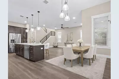 213 W Giddens Avenue, Tampa, FL 33603 - Photo 5