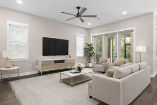 213 W Giddens Ave, Tampa, FL 33603 - Photo 7