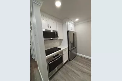 14207 Shadow Moss Lane #202, Tampa, FL 33613 - Photo 5