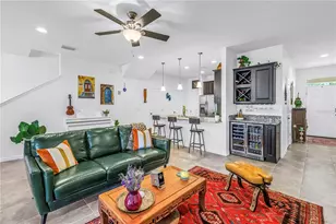 5284 6th Way N, Saint Petersburg, FL 33703 - Photo 3