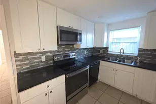 1344 Wickham Ln, Holiday, FL 34691 - Photo 5