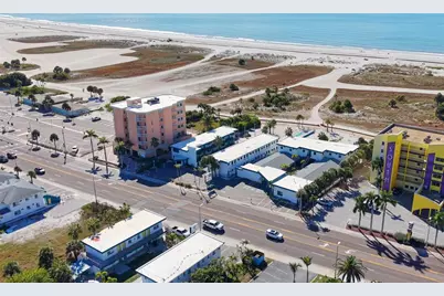 11320 Gulf Boulevard, Treasure Island, FL 33706 - Photo 1