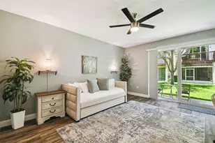 3174 Bayshore Oaks Dr, Tampa, FL 33611 - Photo 11