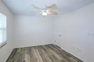 1126 King Arthur Ct, Dunedin, FL 34698 - Photo 13