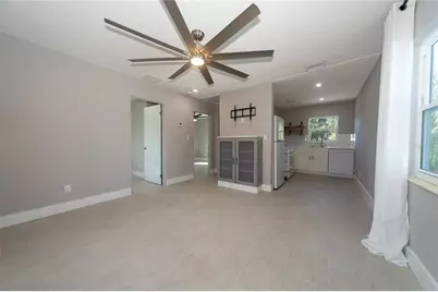 2004 1st Street SE, Saint Petersburg, FL 33705 - Photo 7