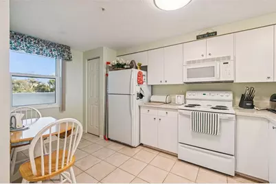2625 Terra Ceia Bay Boulevard #203, Palmetto, FL 34221 - Photo 9