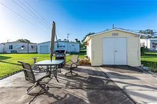 37338 Sandra Ave, Zephyrhills, FL 33542 - Photo 31