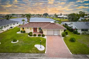 1710 New Bedford Dr, Sun City Center, FL 33573 - Photo 69