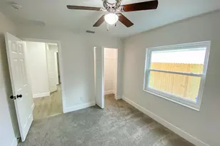 15704 Country Lake Dr, Tampa, FL 33624 - Photo 27
