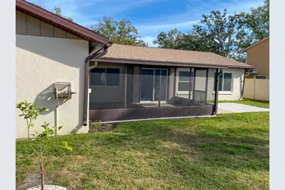 15704 Country Lake Drive, Tampa, FL 33624 - Photo 9