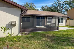 15704 Country Lake Dr, Tampa, FL 33624 - Photo 9