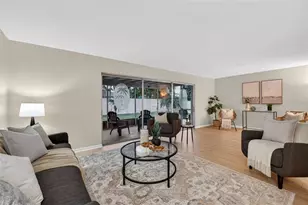 13924 Barbados Dr, Seminole, FL 33776 - Photo 5