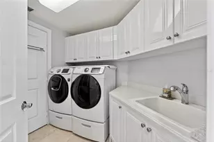 5823 Bowen Daniel Dr, Tampa, FL 33616 - Photo 37