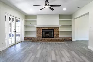 9209 Kingsridge Dr, Temple Terrace, FL 33637 - Photo 3