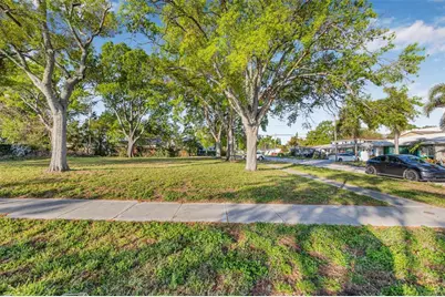 602 Channel Drive, Tampa, FL 33606 - Photo 1