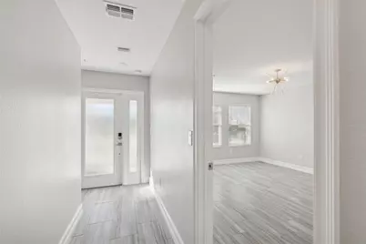 4921 W Paul Avenue #4, Tampa, FL 33611 - Photo 5